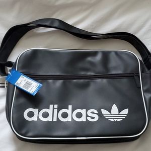 Adidas airliner vintage bag